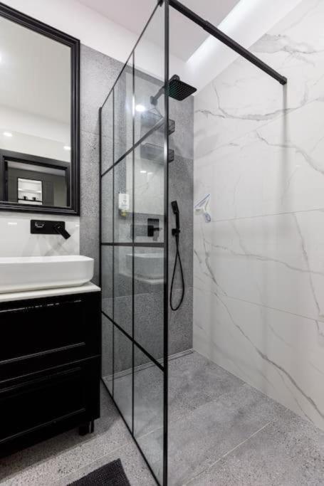 Golden Apartments Wroclaw - Great Location - Cozy And Bright&Janapawla19 Luaran gambar